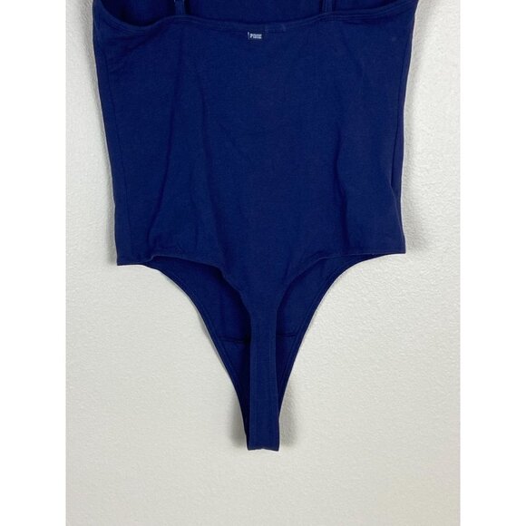 ✨2/$20✨ PINK Collegiate Collection Blue V-Neck Gold Game on Bodysuit Size L - Picture 7 of 8